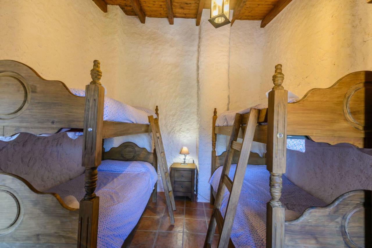 Гостевой дом Complejo Rural El Mirador Малага Экстерьер фото