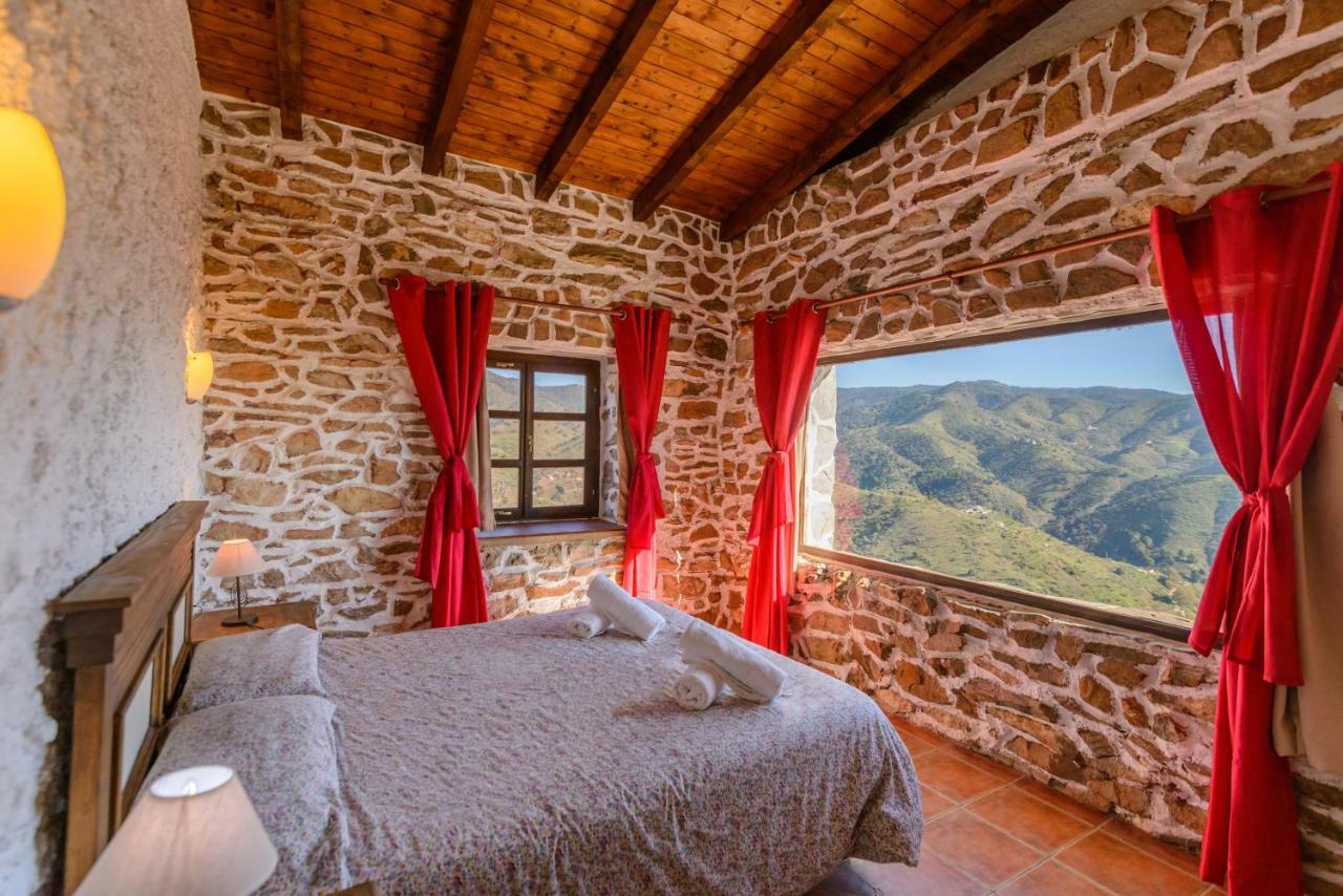 Гостевой дом Complejo Rural El Mirador Малага Экстерьер фото